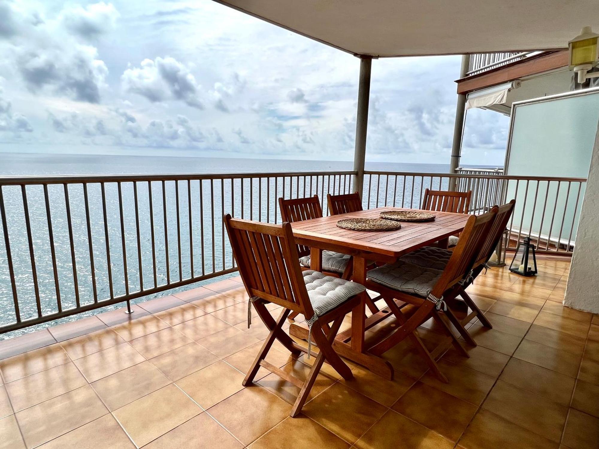 With Spectacular Views Appartement